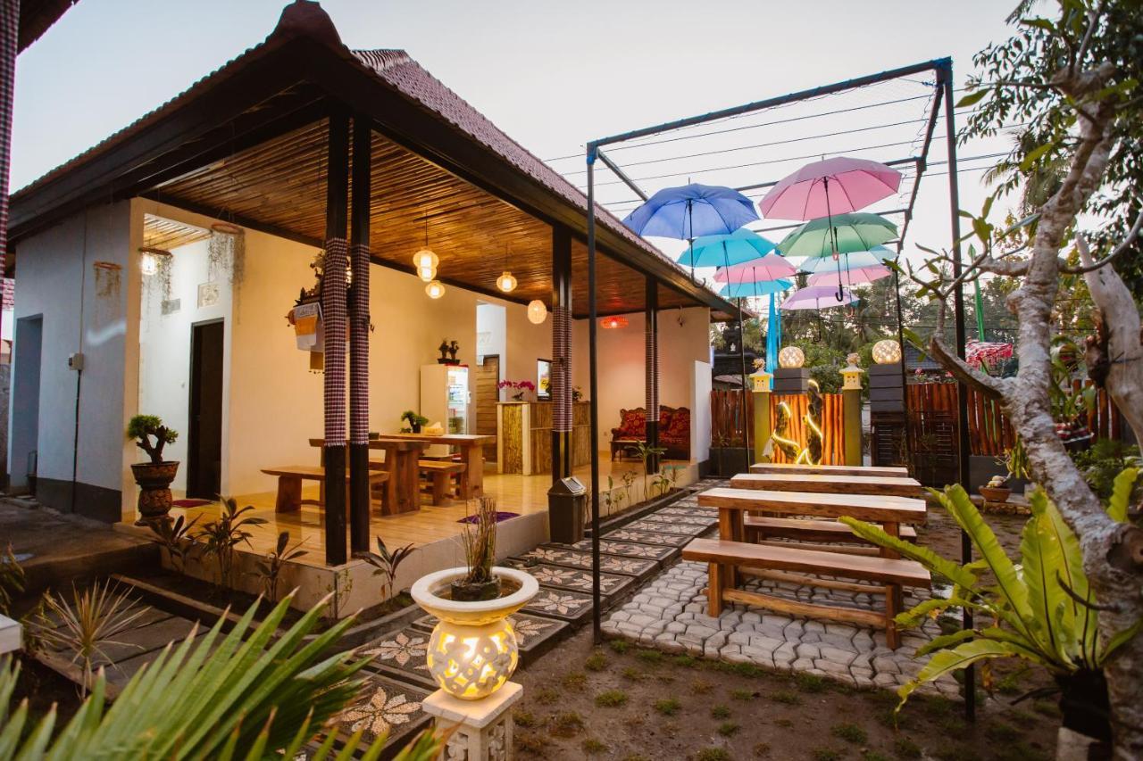 Double'D Hostel Batununggul Exterior foto